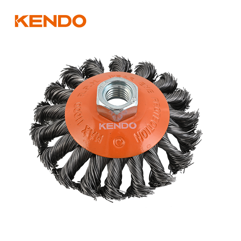 Bàn chải vát, dây thắt nút