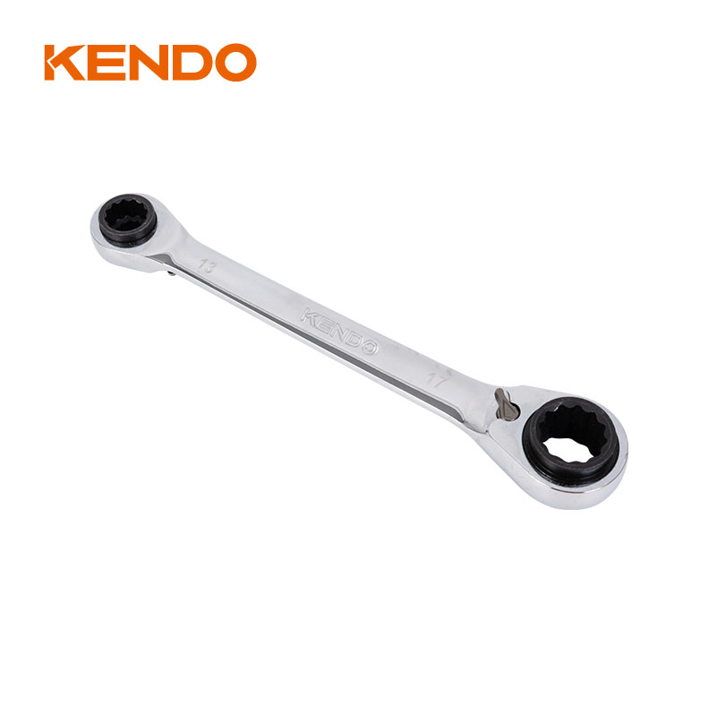 Cờ lê 4 trong 1 Ratchet