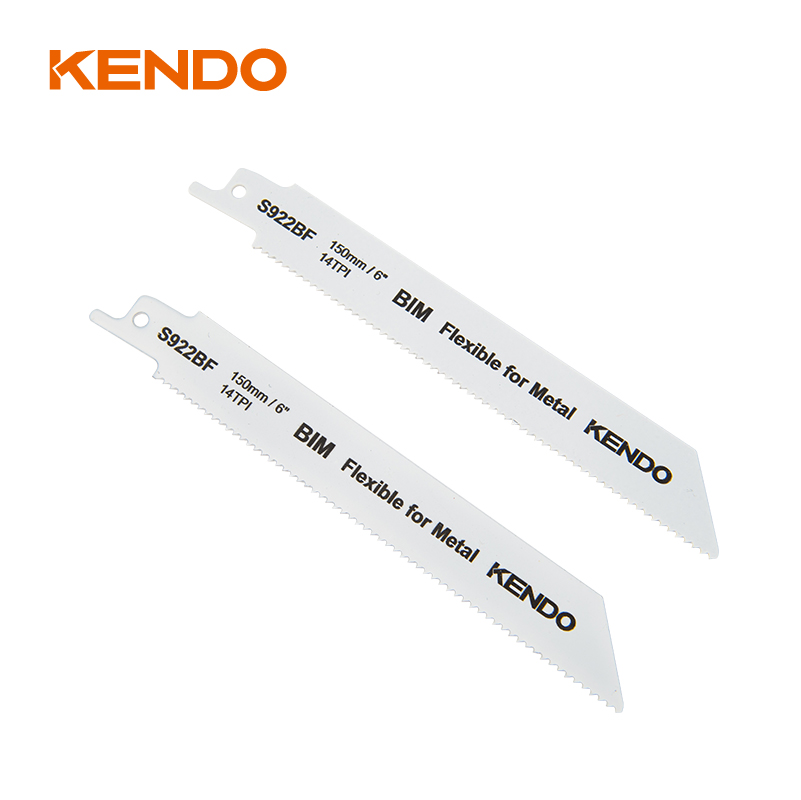 Lưỡi cưa chuyển động qua lại