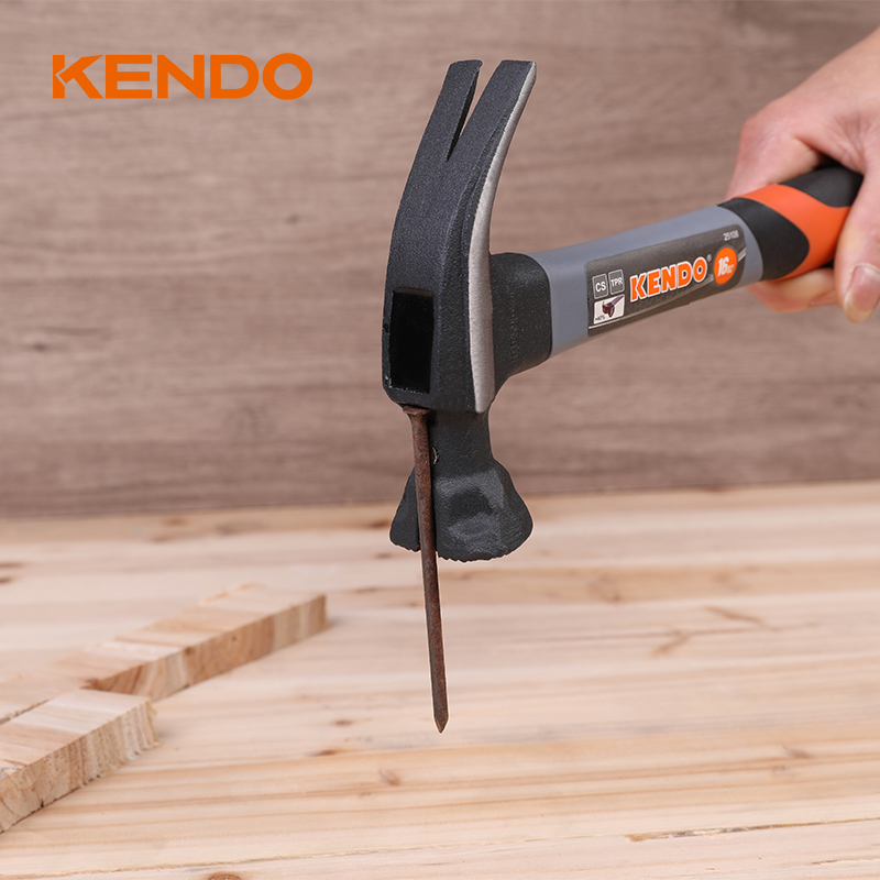 Vai trò của Claw Hammer là gì?